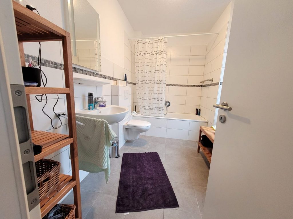 Badezimmer Wohnung 1 OG