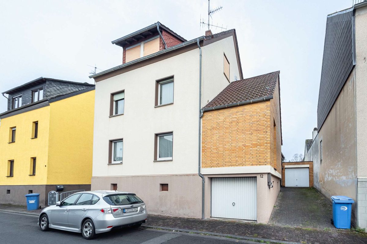 Dreifamilienhaus in Elz